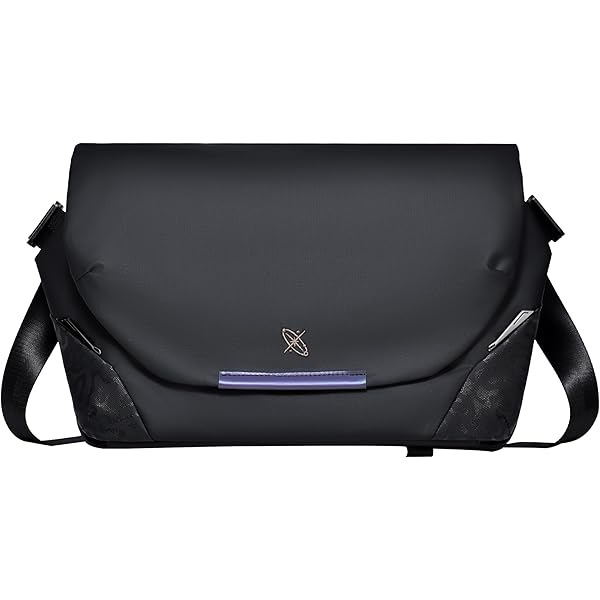 Ferragamo レザー メッセンジャーバッグ メッセンジャーバッグ - メンズ | Ferragamo